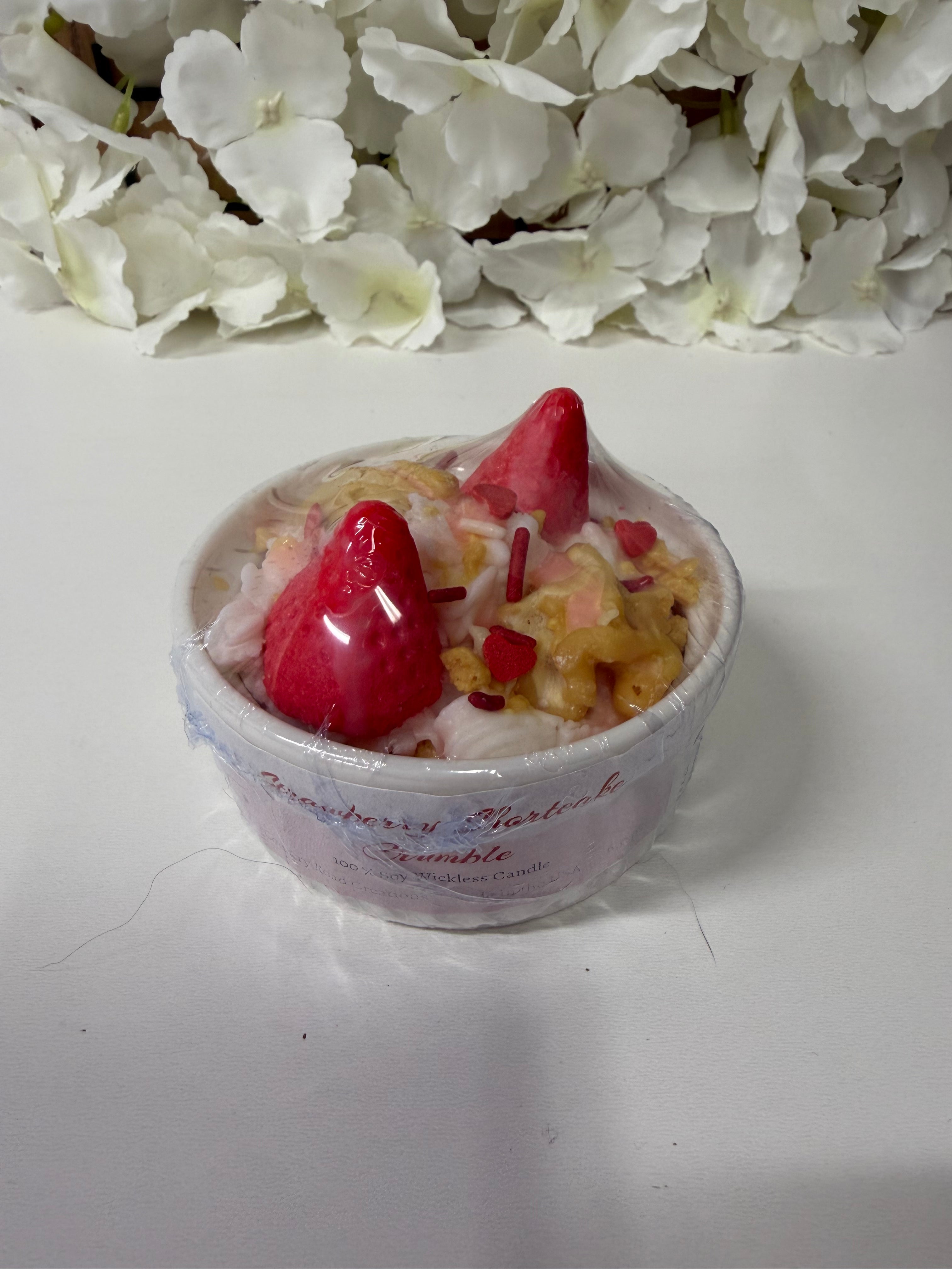 Wickless Small Candle - Strawberry Shortcake Crumble